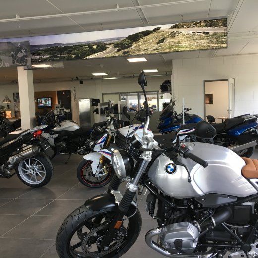 BMW Motor kopen of huren? BMW Motorzaak omgeving Rotterdam
